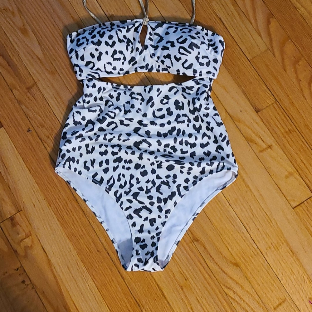 Aerie one piece cutout swim suit